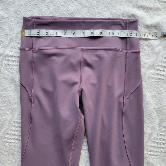 Lululemon In Movement Crop Athletic Sporty Legging *Everlux 19" Smoked Mulberry - Picture 11 of 11